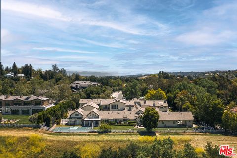 Photo of 25163 Jim Bridger Road, Hidden Hills, CA 91302 (MLS # 25602383)