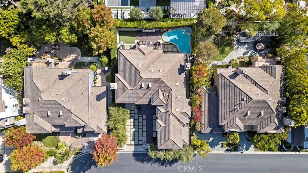 Photo of 35 Sea Terrace Ter, Newport Coast, CA 92657 (MLS # OC26085377)