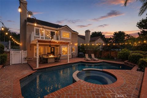 Photo of 25141 Whitespring, Mission Viejo, CA 92692 (MLS # OC26118210)