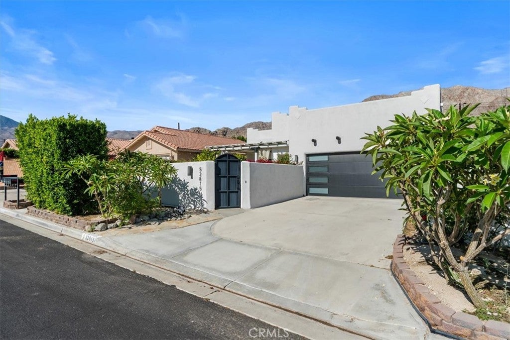 52815 Avenida Alvarado