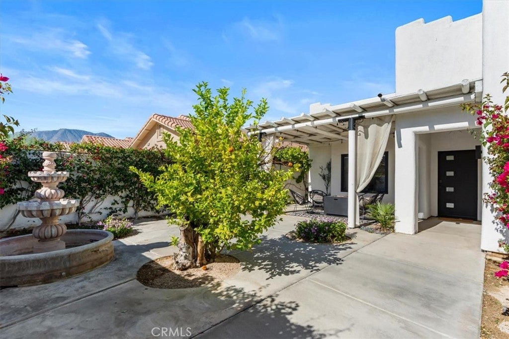 52815 Avenida Alvarado