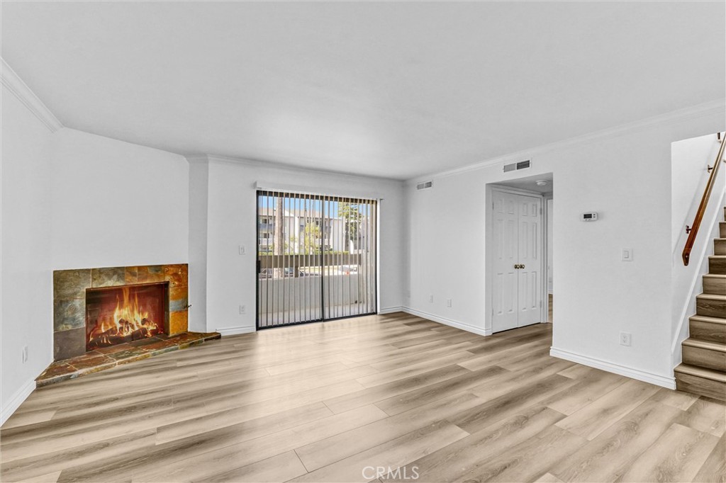 19620 Sherman Way 1