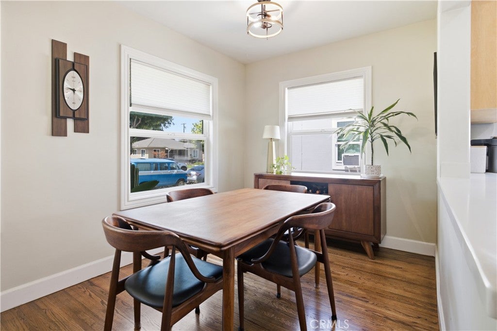 5528 Briercrest