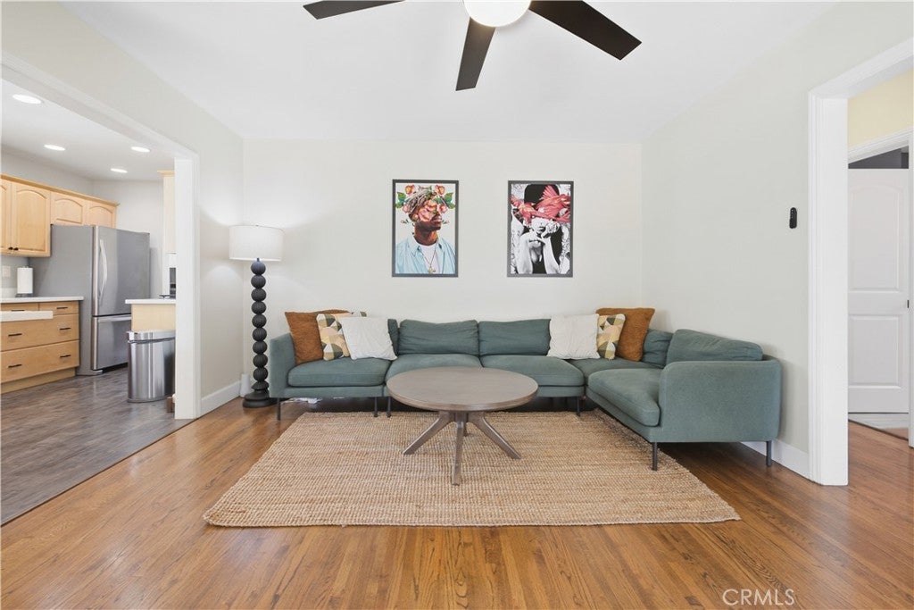 5528 Briercrest