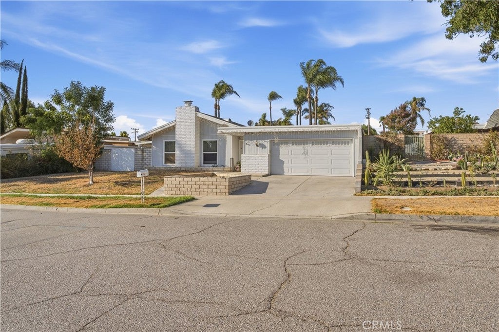 22574 Kentfield