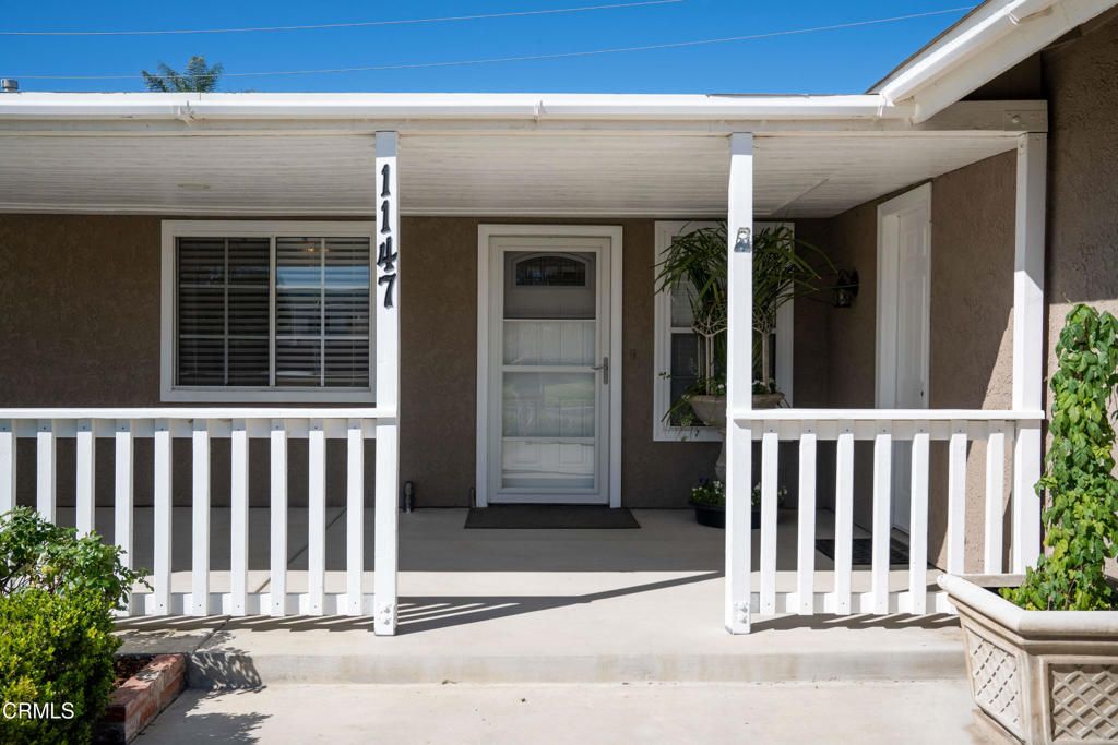 Photo of 1147 Brandon Avenue, Simi Valley, CA 93065 (MLS # V1-34944)