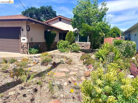 Photo of 3115 Marvelle Ln Ln, Concord, CA 94518 (MLS # 41133287)