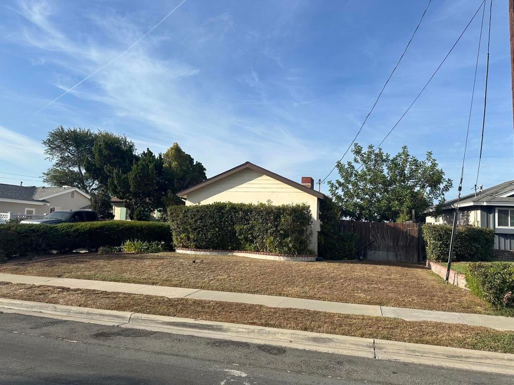8105 Binney Pl.
