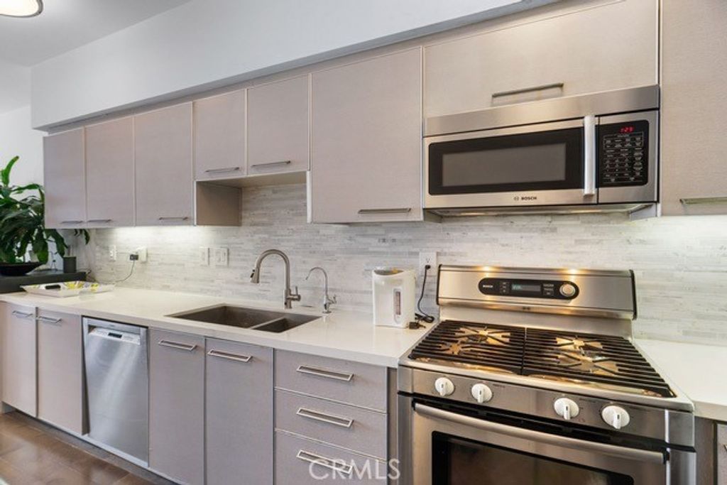 Photo of 1817 Prosser Avenue #503, Los Angeles, CA 90025 (MLS # SB25160383)