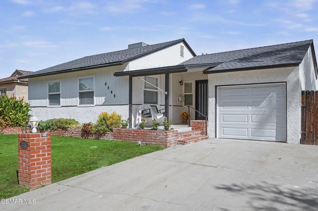 6542 Jamieson Avenue, Reseda CA 91335