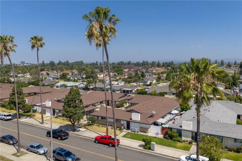 Photo of 2133 E Almont Avenue, Anaheim, CA 92806 (MLS # OC26163767)