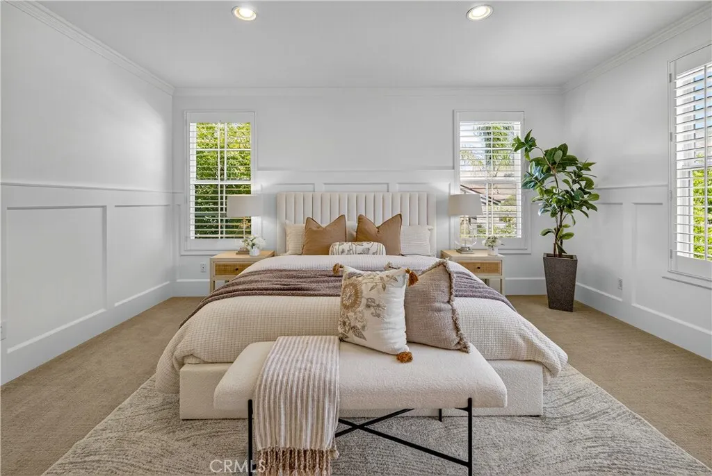 Calabasas, California 91302, United States, 5 Bedrooms Bedrooms, ,4 BathroomsBathrooms,Residential,Active,222385