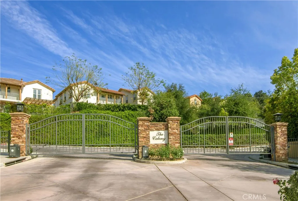 Calabasas, California 91302, United States, 5 Bedrooms Bedrooms, ,4 BathroomsBathrooms,Residential,Active,222385