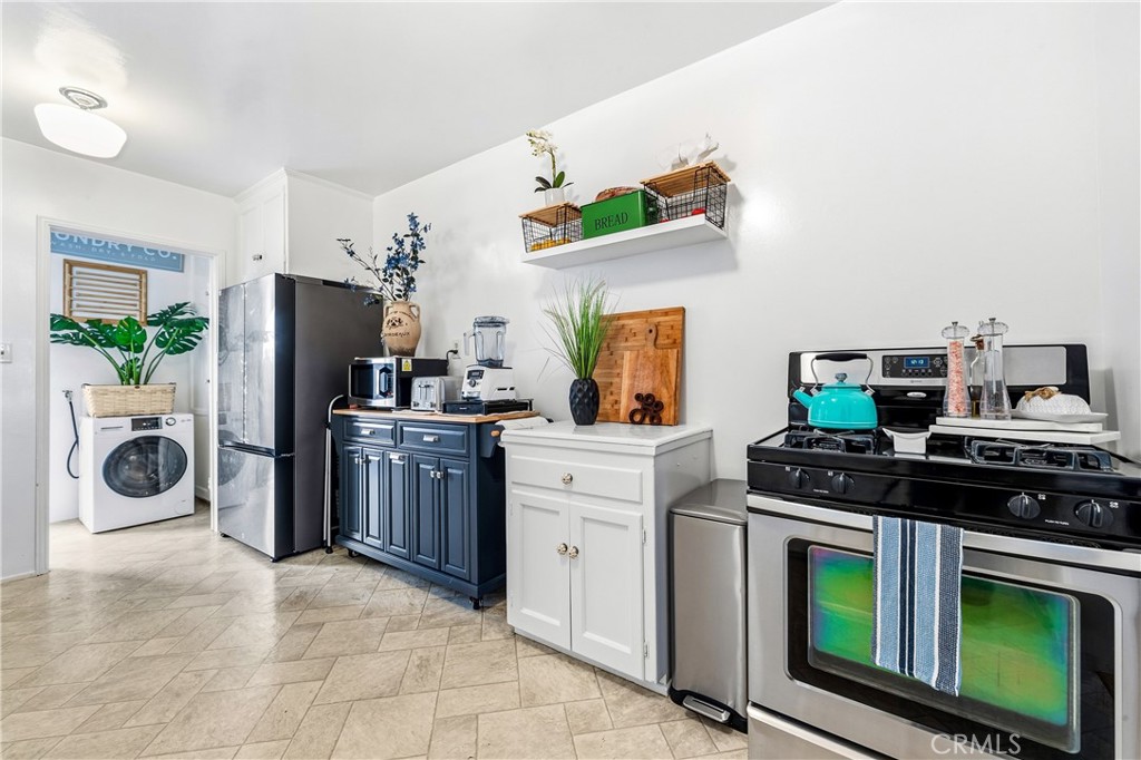 Belmont Shore (BSD) - Residential Income