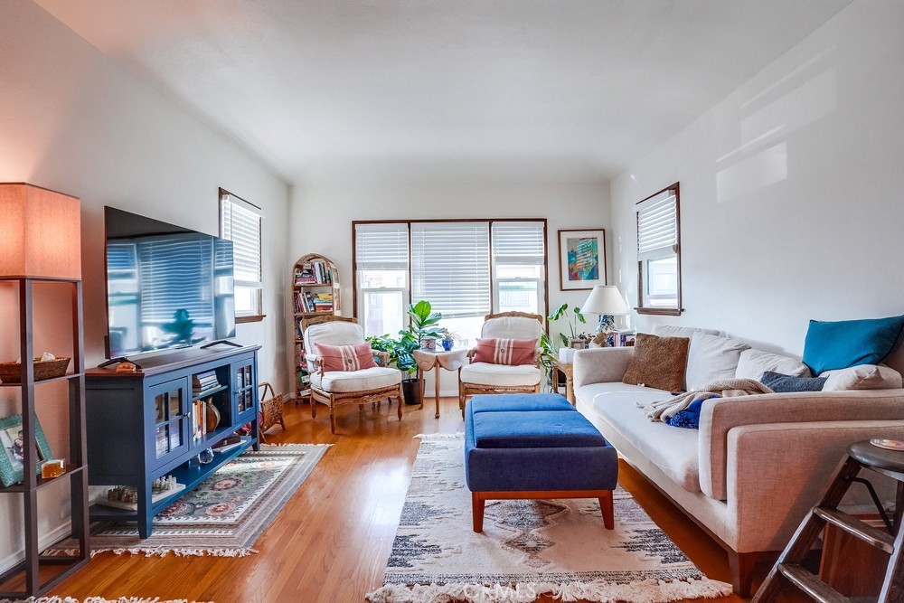 Belmont Shore (BSD) - Residential Income