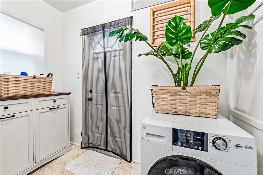 Belmont Shore (BSD) - Residential Income