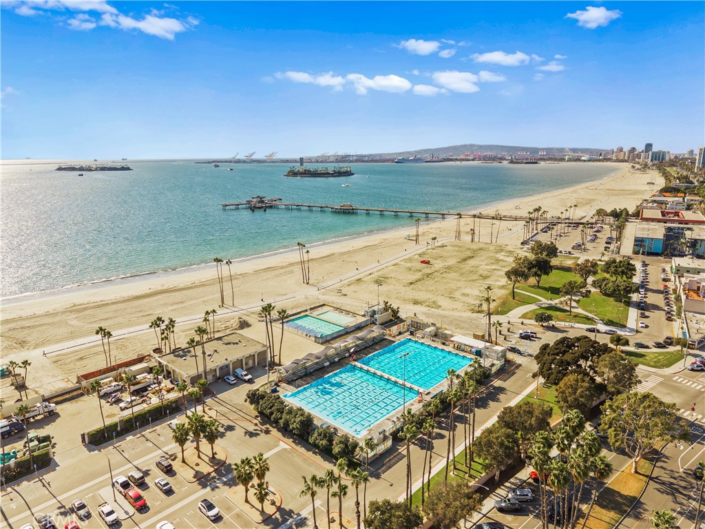 Belmont Shore (BSD) - Residential Income