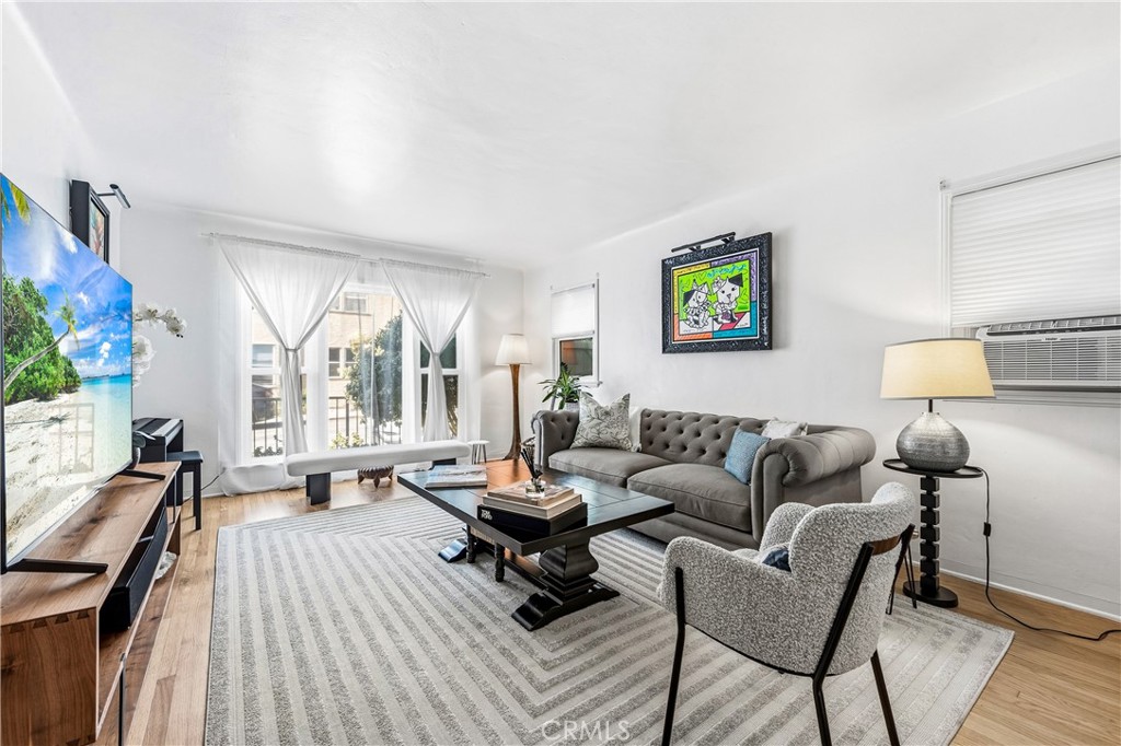 Belmont Shore (BSD) - Residential Income