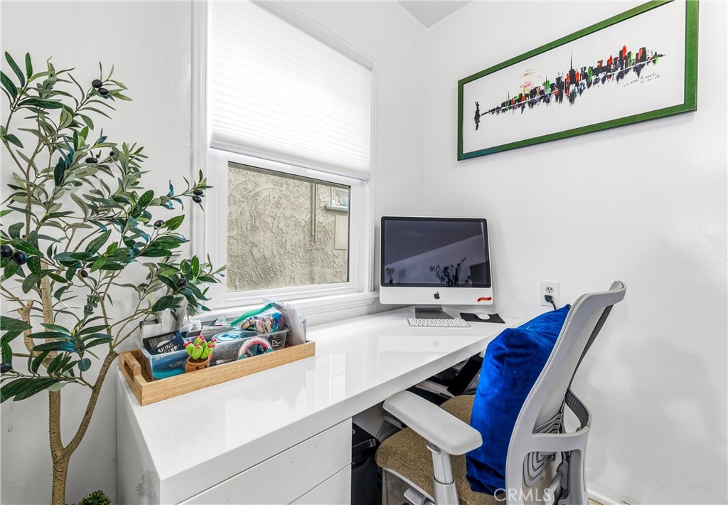 Belmont Shore (BSD) - Residential Income