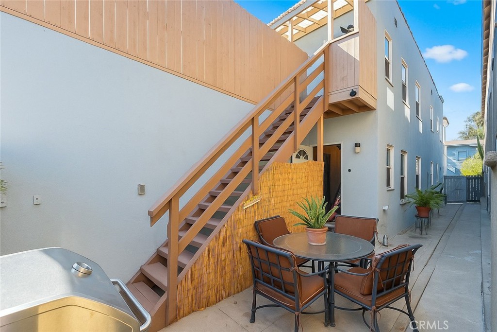 Belmont Shore (BSD) - Residential Income