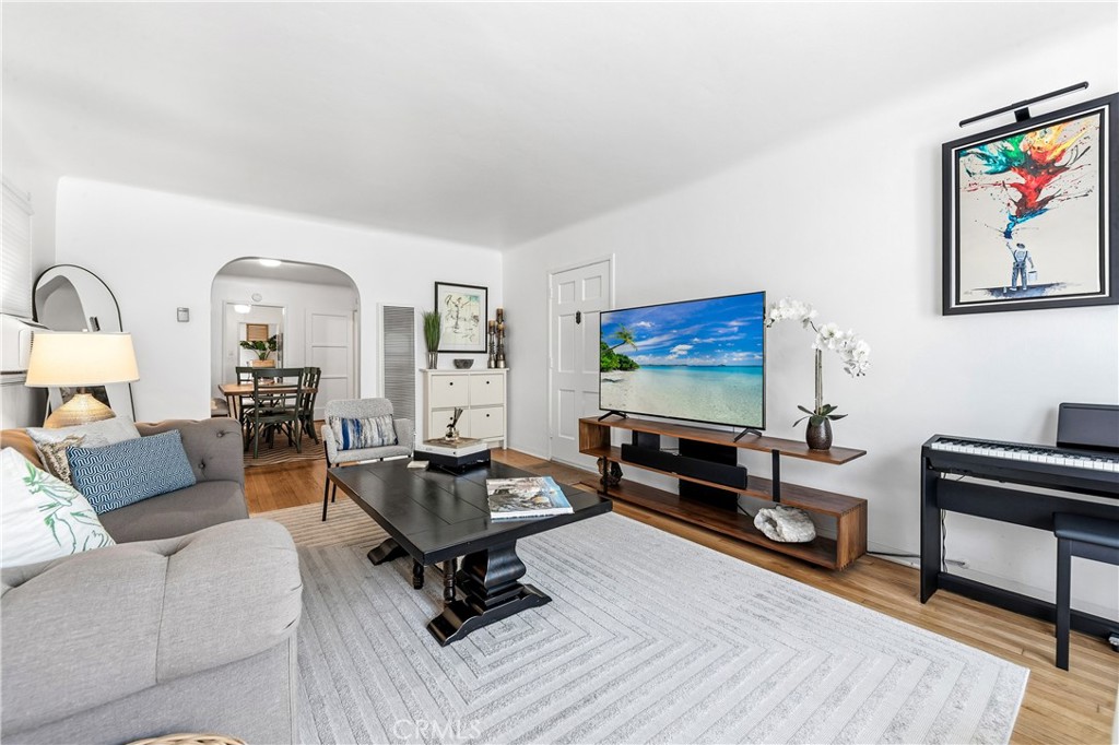 Belmont Shore (BSD) - Residential Income