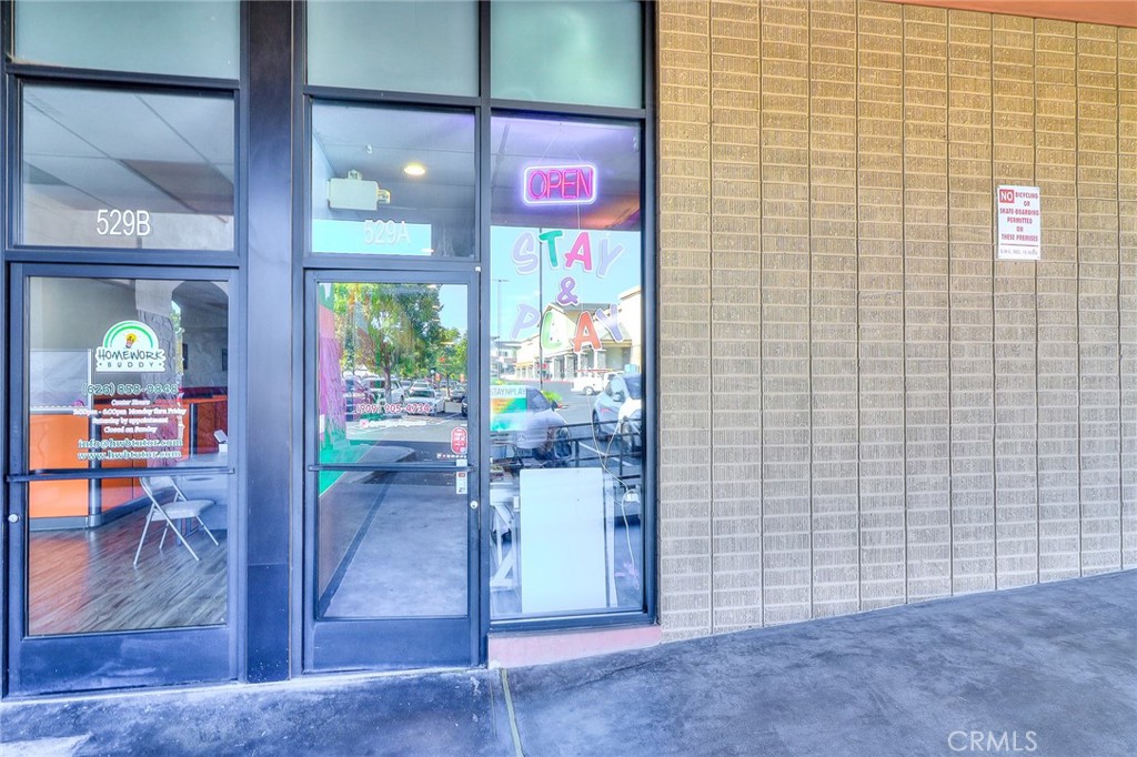 529 S Glendora A
