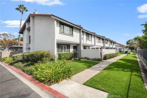 Photo of 1910 W Palmyra AVE #135, Orange, CA 92868 (MLS # PW26171807)