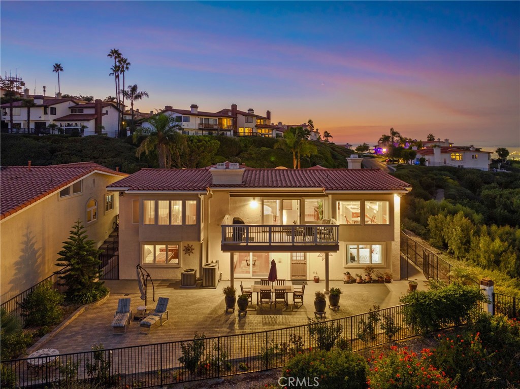 20 Paseo De Castana
