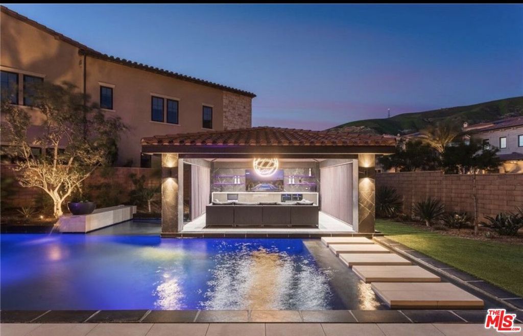 Photo of 119 Lanzon, Irvine, CA 92602 (MLS # 26832593)