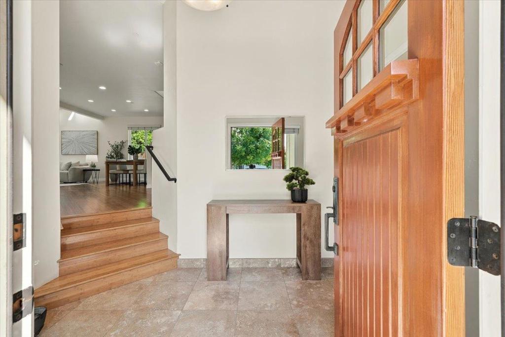 4585 Dawn Lane
