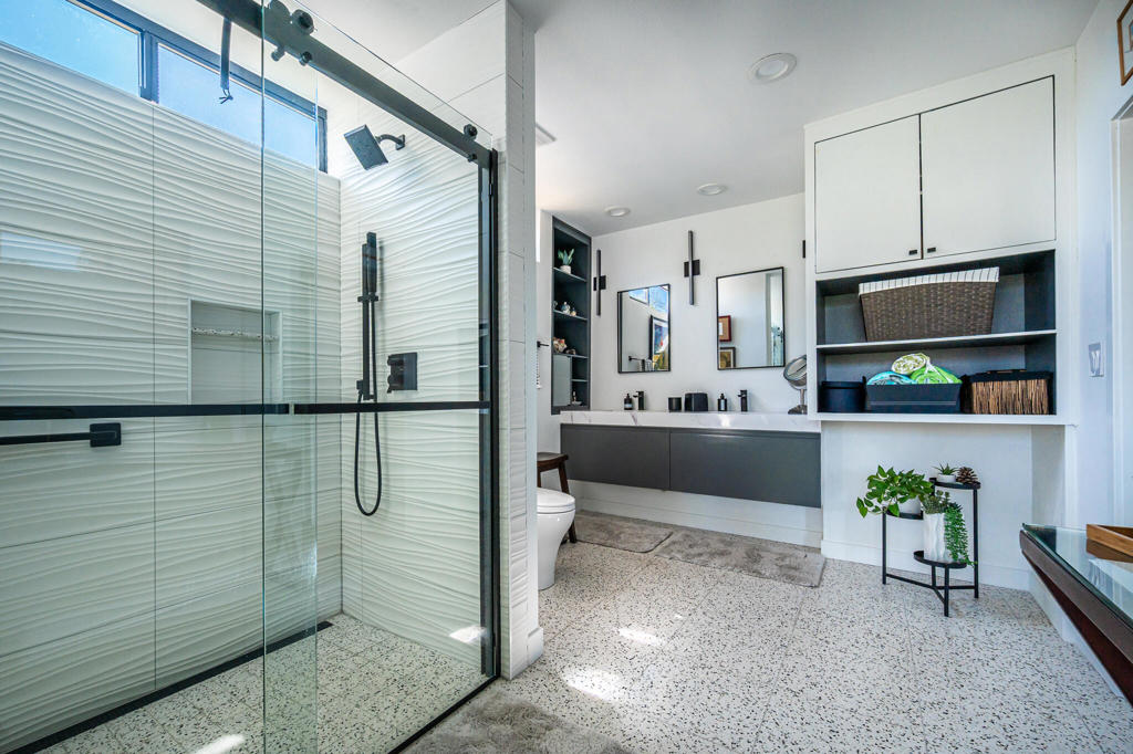 Sunrise Oasis - Residential