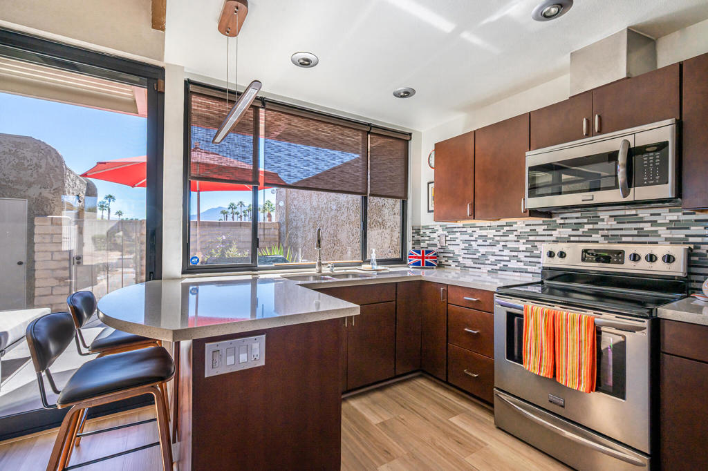 Sunrise Oasis - Residential