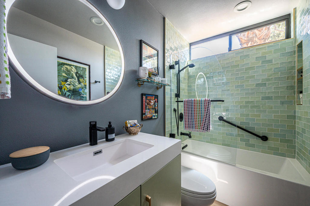 Sunrise Oasis - Residential