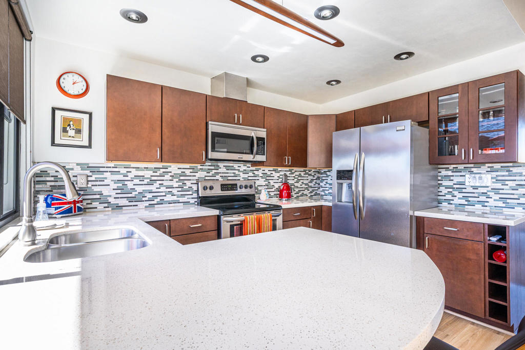 Sunrise Oasis - Residential