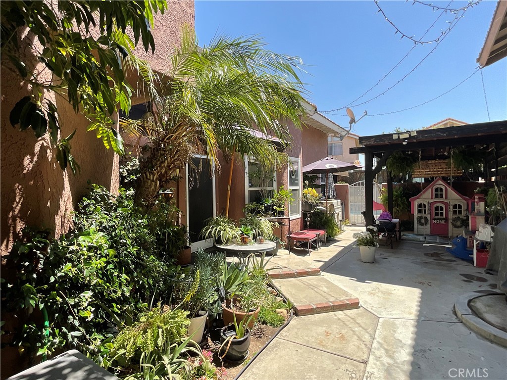 6559 Pacifica Avenue