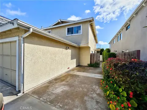 MLS: OC26166357