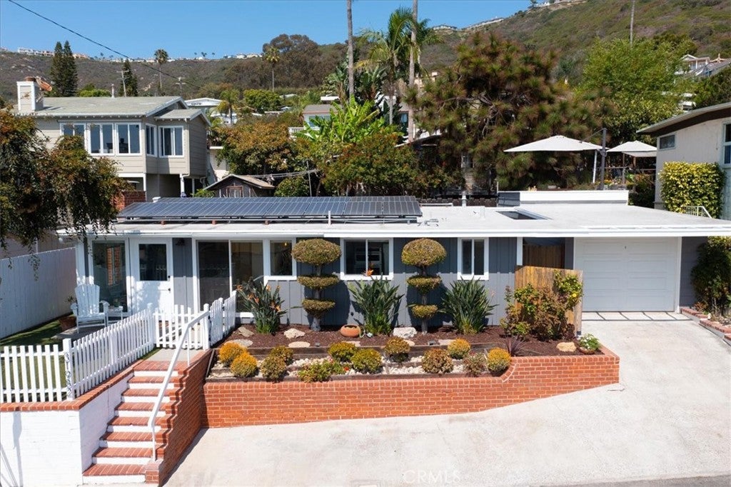 31982 Virginia Way Way, Laguna Beach CA 92651