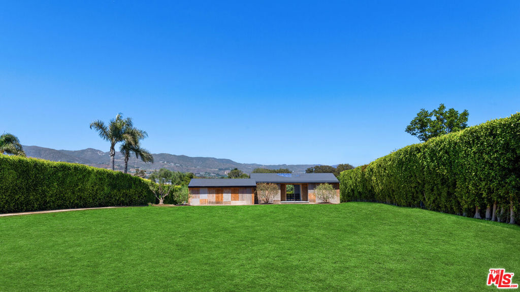 28867 Grayfox Street