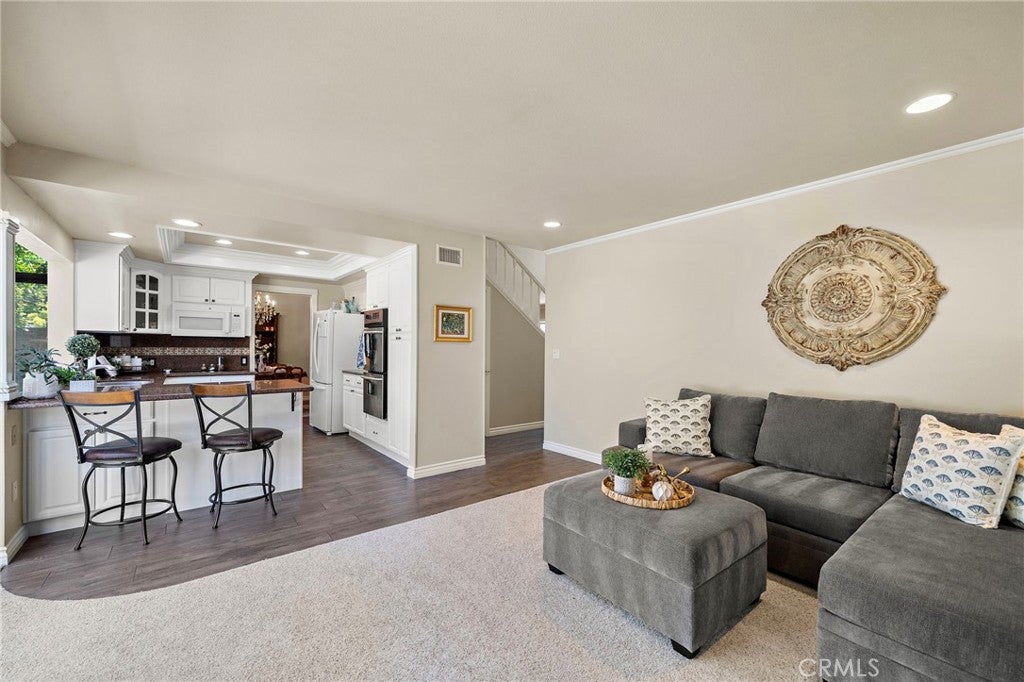 10101 Beverly Drive, Huntington Beach CA 92646 - Photo 12