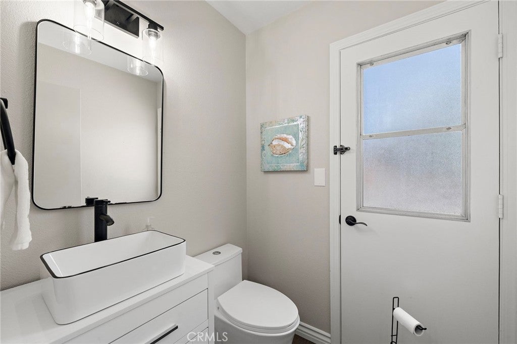 10101 Beverly Drive, Huntington Beach CA 92646 - Photo 17