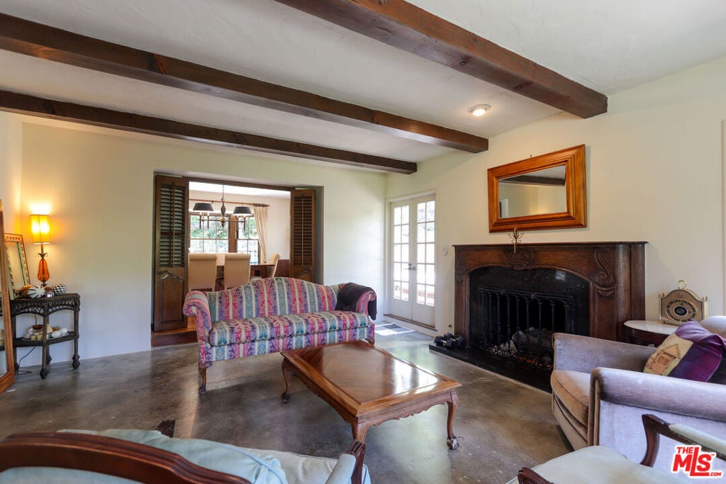 12145 La Casa Lane