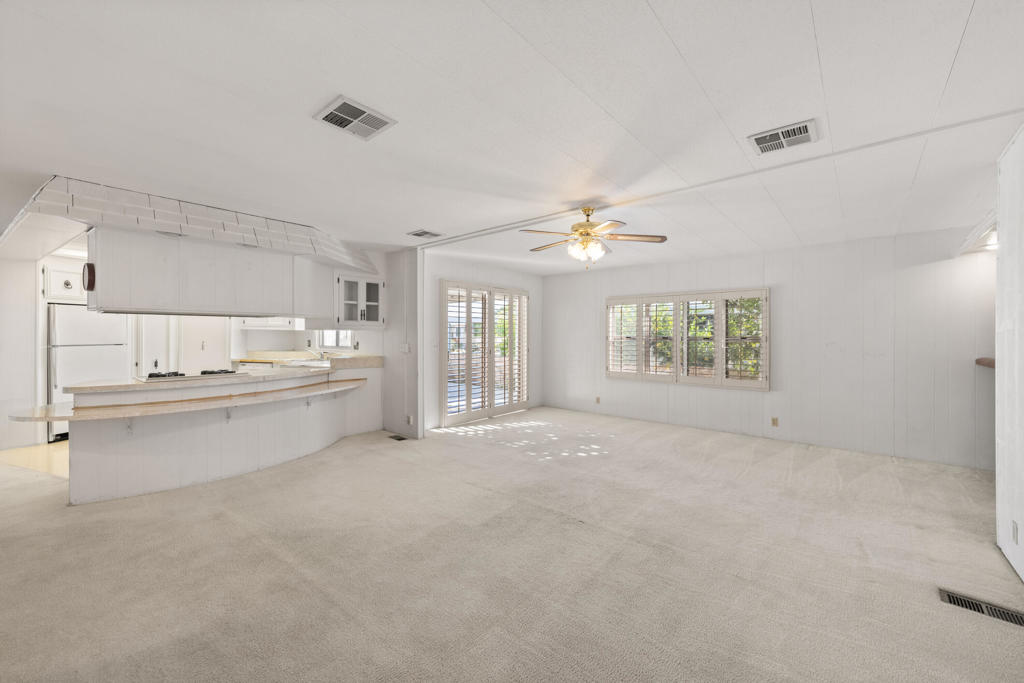 Palm Desert Greens - Manufactured In Park