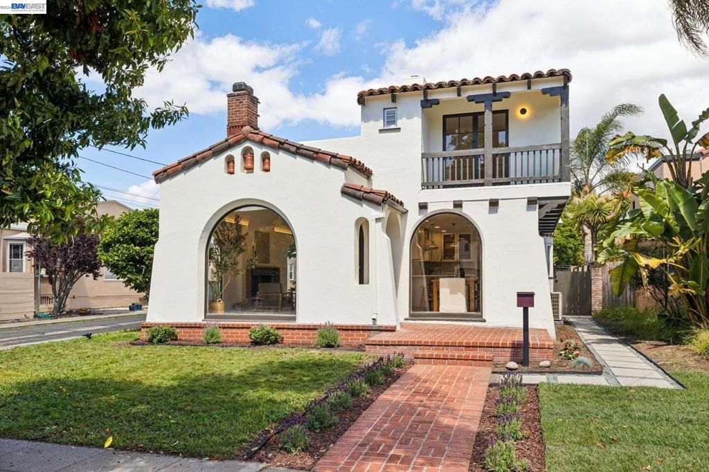 Photo of 2713 Calhoun Street St, Alameda, CA 94501 (MLS # 41130902)