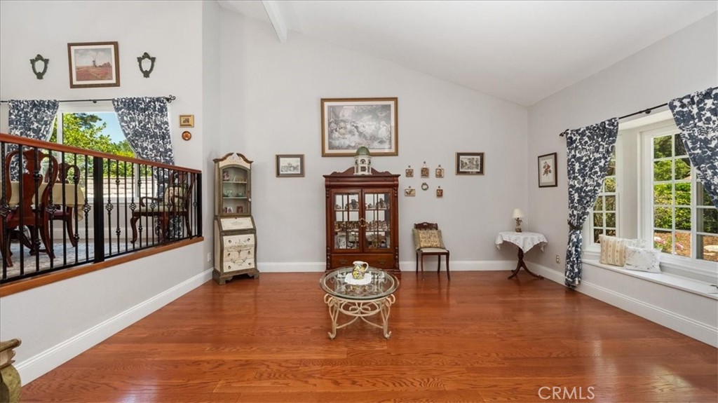 1819 Elmhurst Circle