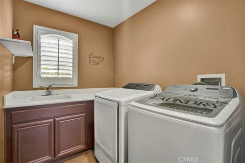Tiny photo for 1110 Laurelhurst Heights Hts, San Jacinto, CA 92582 (MLS # SW26186151)