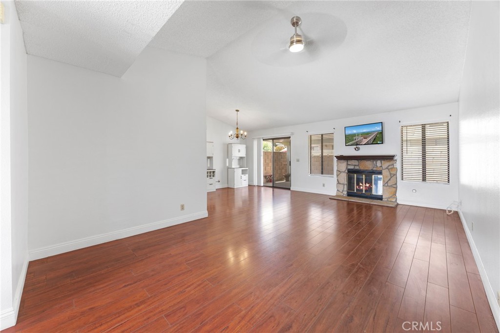 1368 Randolph