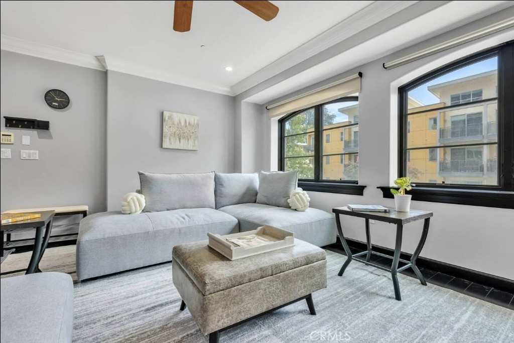 155 Cordova Street 203