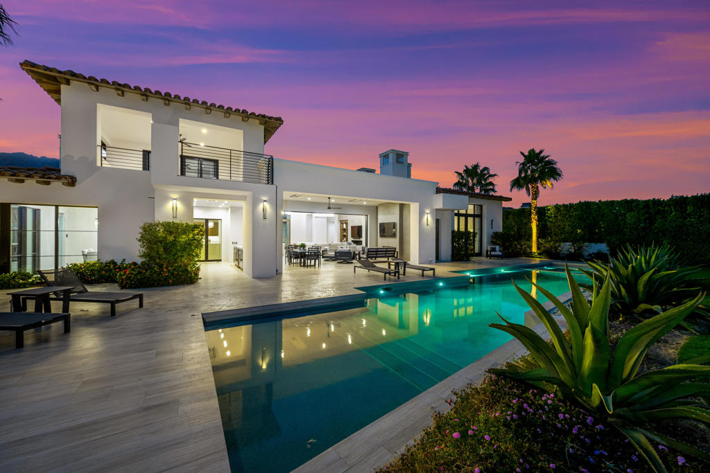 The Hideaway - Residential