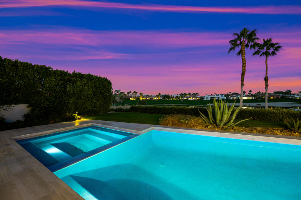 The Hideaway - Residential