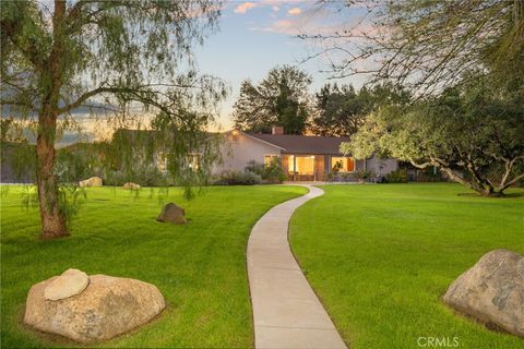 Photo of 719 Ridgeside Drive, Monrovia, CA 91016 (MLS # AR25267861)